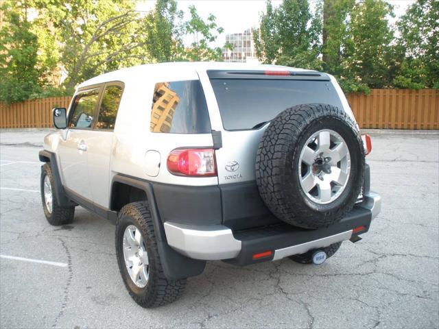 used 2007 Toyota FJ Cruiser car, priced at $13,995