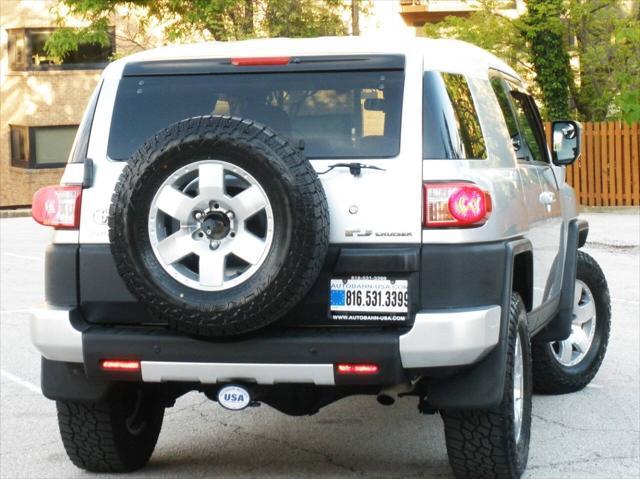 used 2007 Toyota FJ Cruiser car, priced at $13,995