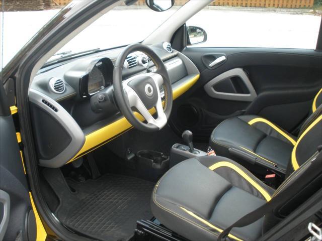 used 2013 smart ForTwo car, priced at $10,995
