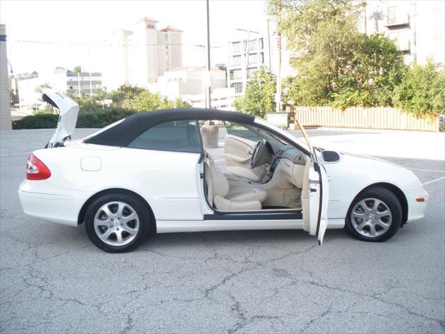 used 2004 Mercedes-Benz CLK-Class car, priced at $12,995