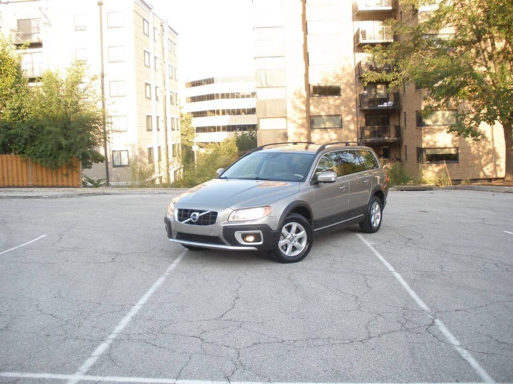 used 2013 Volvo XC70 car