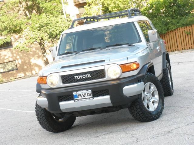 used 2007 Toyota FJ Cruiser car, priced at $15,995