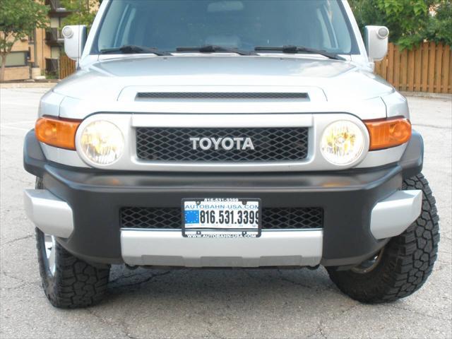 used 2007 Toyota FJ Cruiser car, priced at $15,995