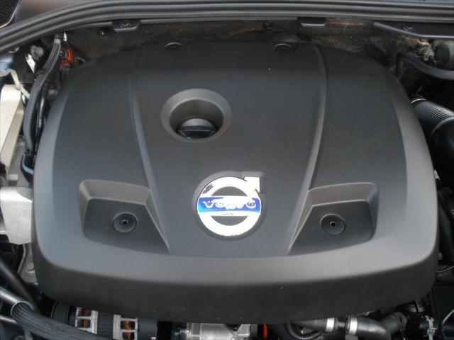 used 2015 Volvo V60 car, priced at $11,995