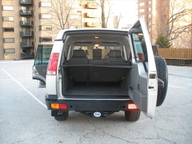 used 2000 Land Rover Discovery car, priced at $9,995