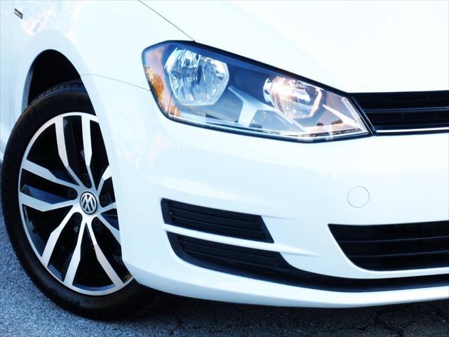 used 2016 Volkswagen Golf SportWagen car, priced at $12,995