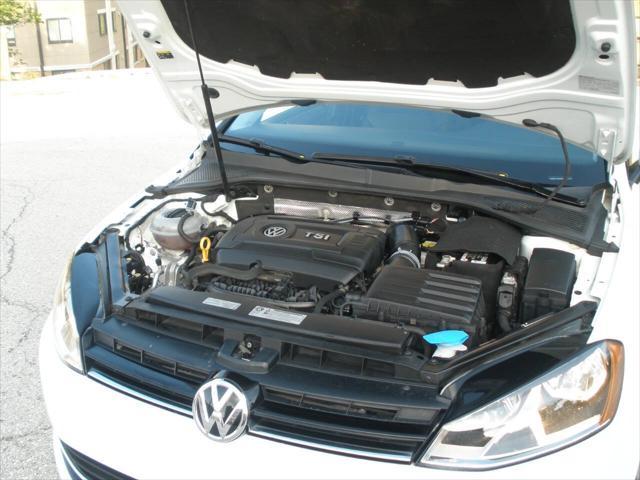 used 2016 Volkswagen Golf SportWagen car, priced at $12,995