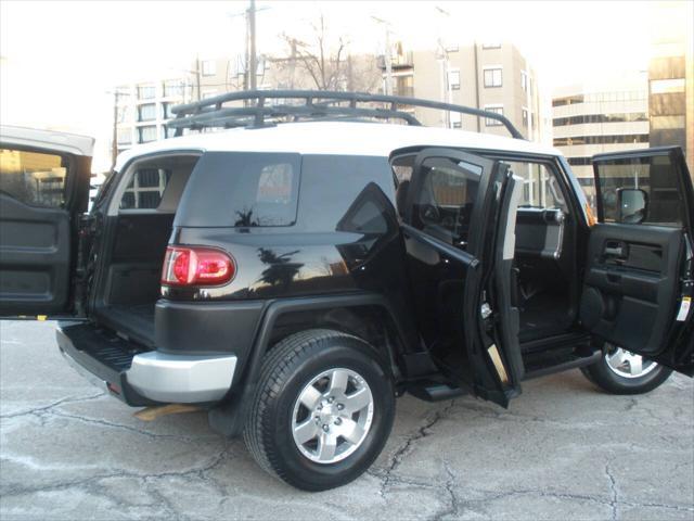 used 2008 Toyota FJ Cruiser car, priced at $14,995