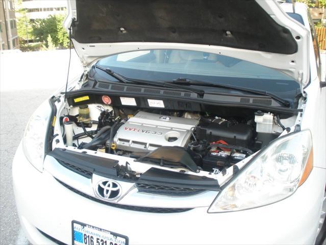 used 2006 Toyota Sienna car, priced at $8,995