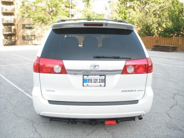 used 2006 Toyota Sienna car, priced at $8,995