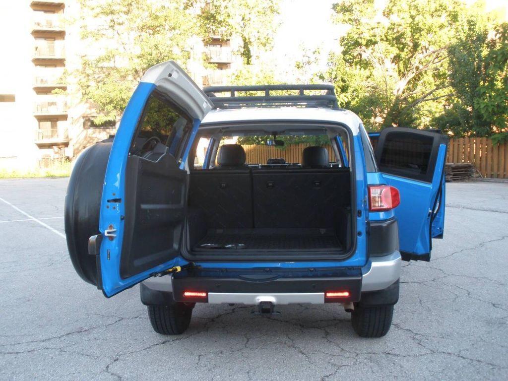used 2008 Toyota FJ Cruiser car, priced at $15,995