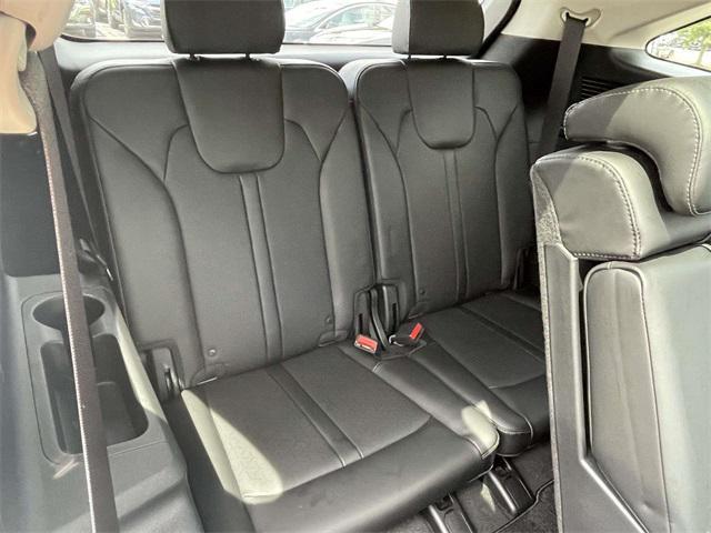 used 2023 Kia Sorento car, priced at $28,800