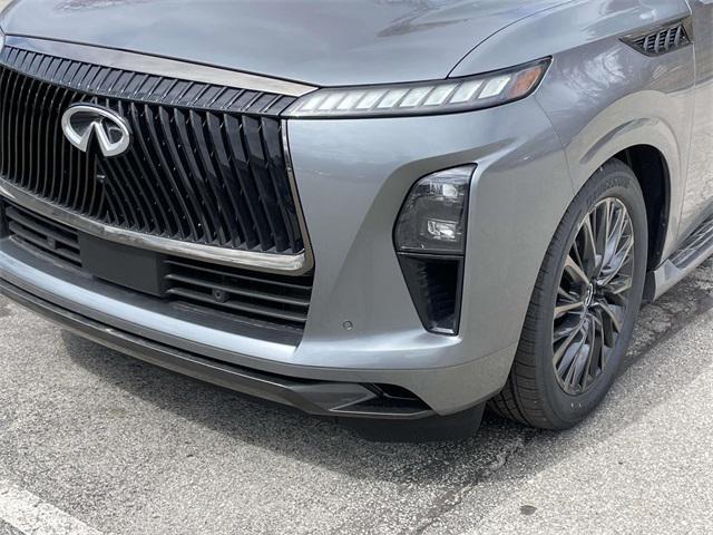 new 2025 INFINITI QX80 car, priced at $108,002