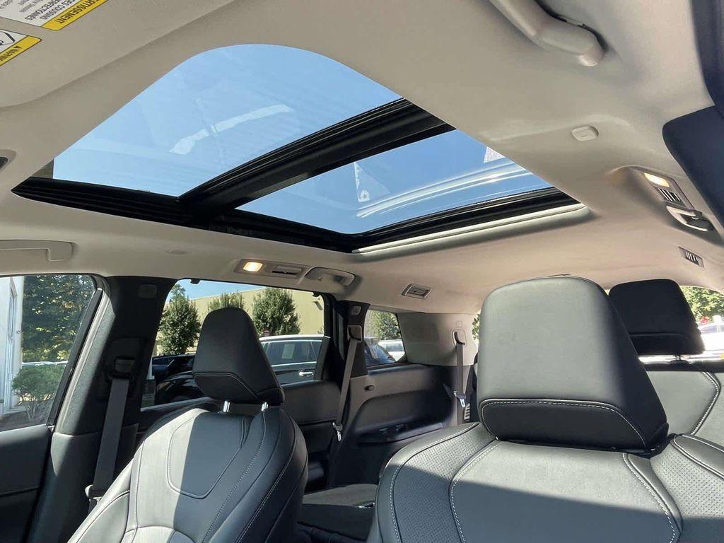 used 2025 INFINITI QX60 car, priced at $44,800