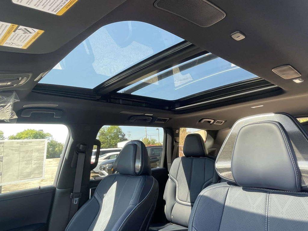 new 2026 INFINITI QX80 car, priced at $106,320