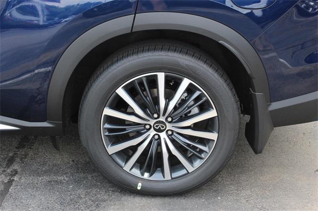 new 2025 INFINITI QX60 car, priced at $65,644