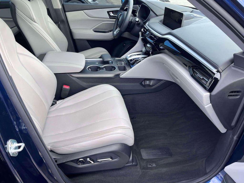 used 2023 Acura MDX car, priced at $41,998