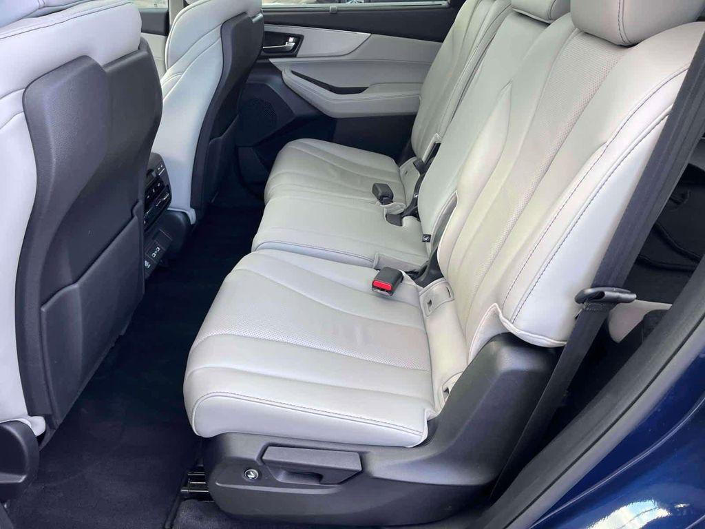 used 2023 Acura MDX car, priced at $41,998