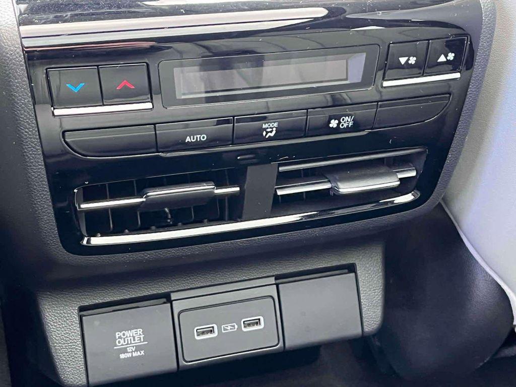 used 2023 Acura MDX car, priced at $41,998