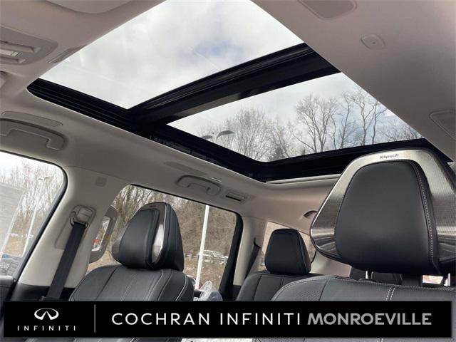 new 2025 INFINITI QX80 car, priced at $98,465