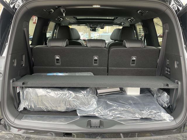 new 2025 INFINITI QX80 car, priced at $109,164