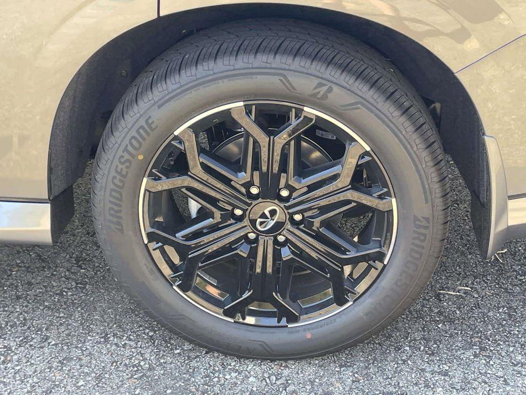 new 2026 INFINITI QX80 car, priced at $106,320