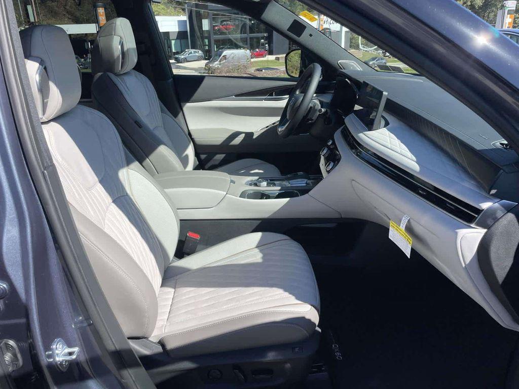 new 2026 INFINITI QX60 car, priced at $70,535