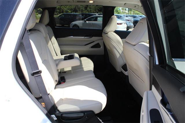 new 2025 INFINITI QX60 car, priced at $65,644