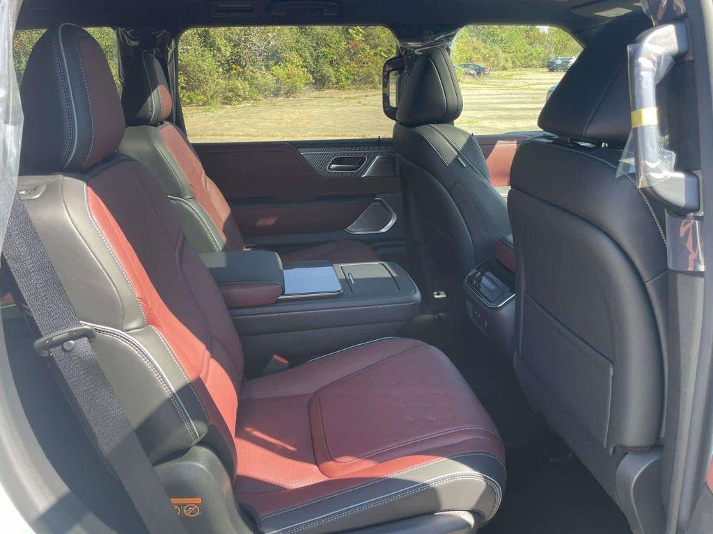 new 2026 INFINITI QX80 car, priced at $116,860