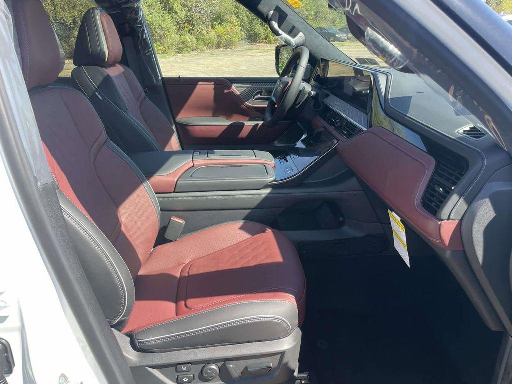 new 2026 INFINITI QX80 car, priced at $116,860