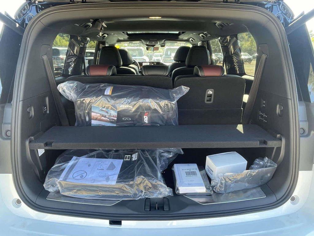 new 2026 INFINITI QX80 car, priced at $116,860