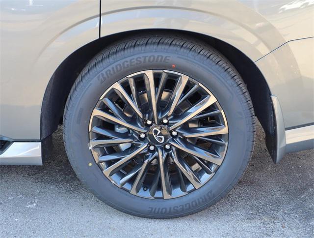 new 2025 INFINITI QX80 car, priced at $110,111