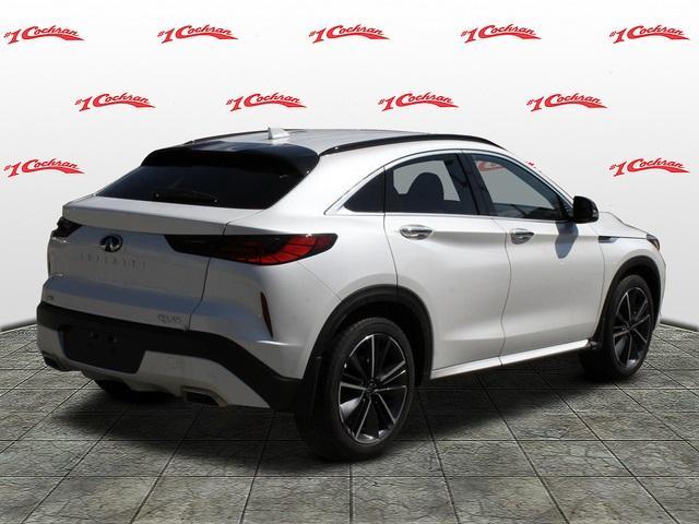 new 2024 INFINITI QX55 car, priced at $49,700
