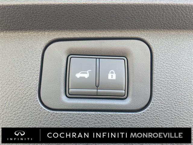new 2025 INFINITI QX80 car, priced at $100,736