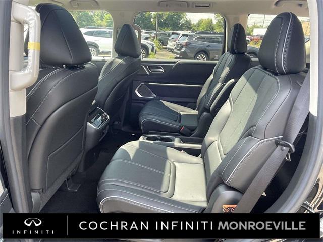 new 2025 INFINITI QX80 car, priced at $100,736