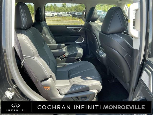 new 2025 INFINITI QX80 car, priced at $100,736