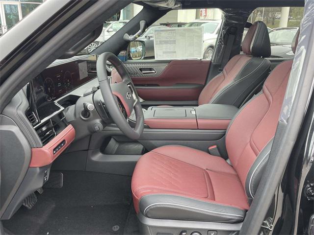 new 2025 INFINITI QX80 car, priced at $109,326