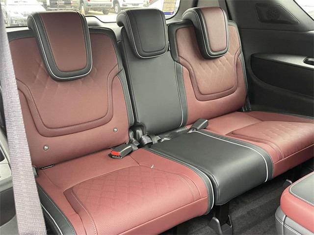 new 2025 INFINITI QX80 car, priced at $109,326