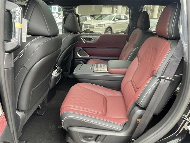 new 2025 INFINITI QX80 car, priced at $109,326