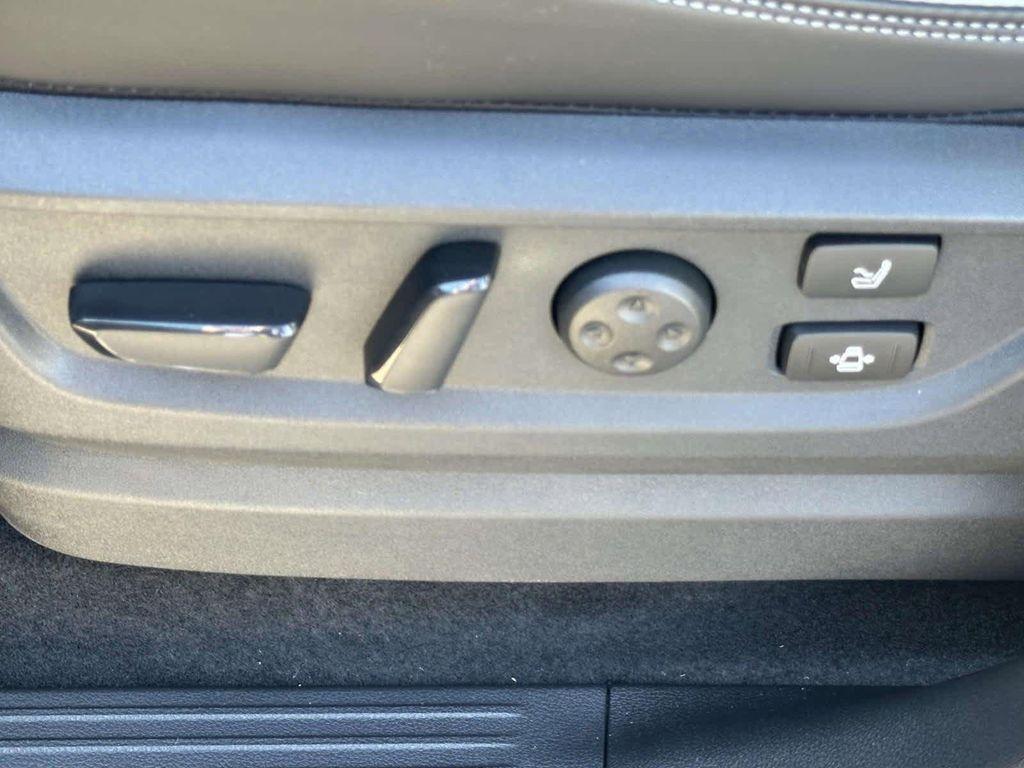 new 2026 INFINITI QX80 car, priced at $106,320