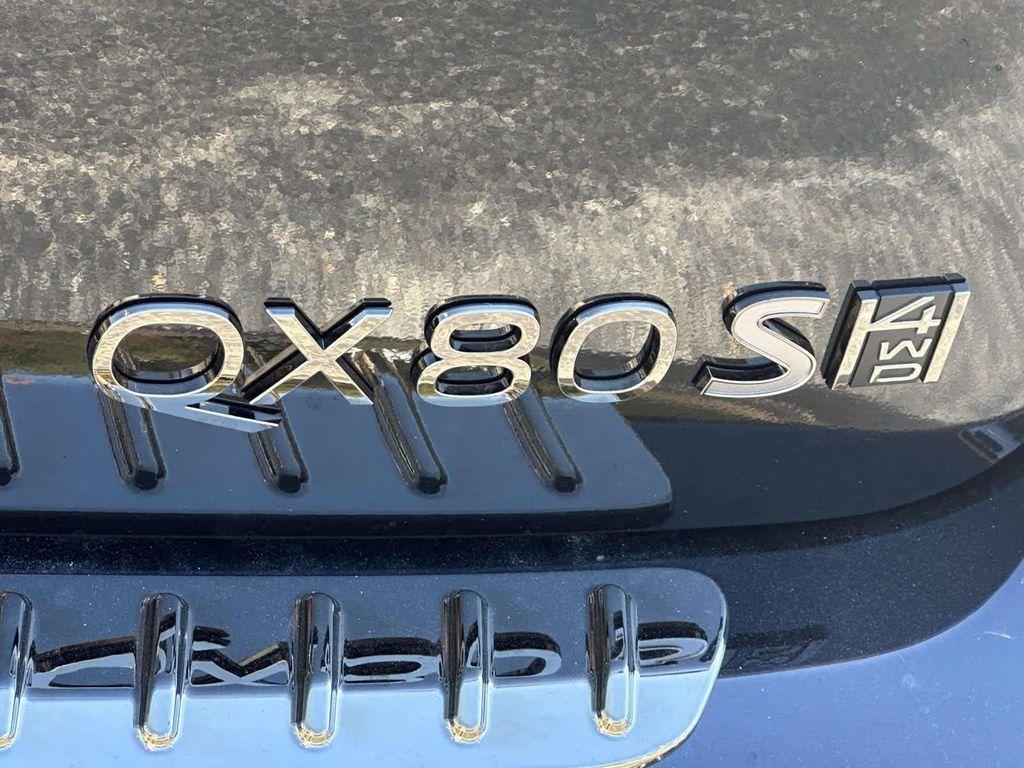new 2026 INFINITI QX80 car, priced at $106,320