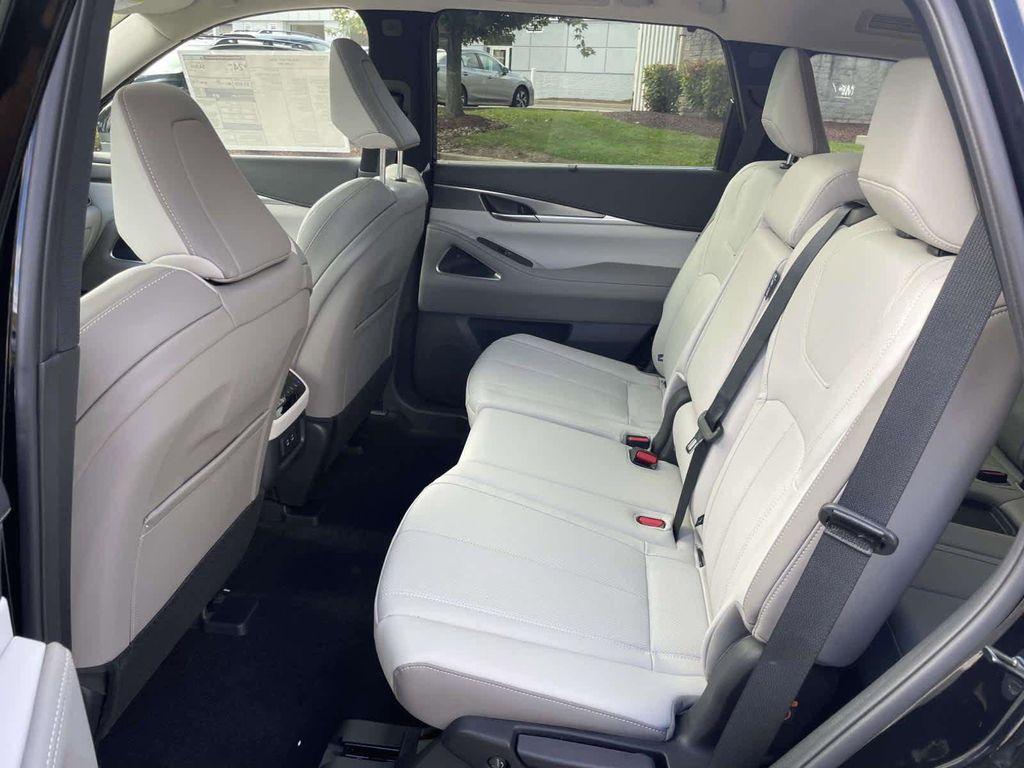 new 2026 INFINITI QX60 car, priced at $61,690