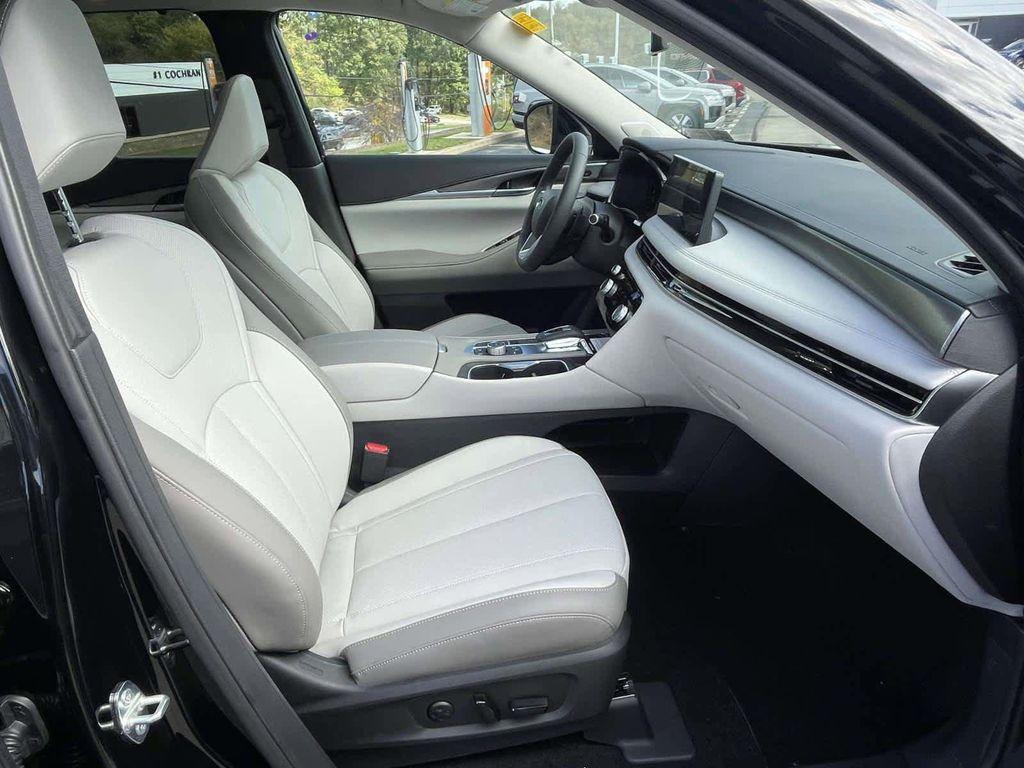 new 2026 INFINITI QX60 car, priced at $61,690