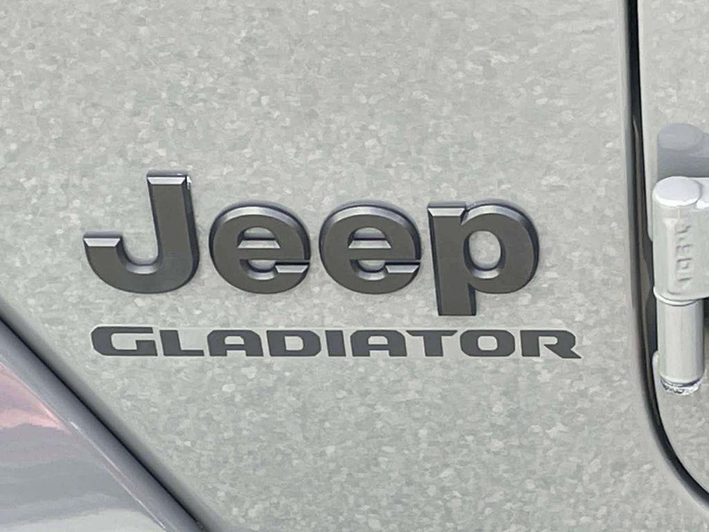 used 2022 Jeep Gladiator car, priced at $29,998