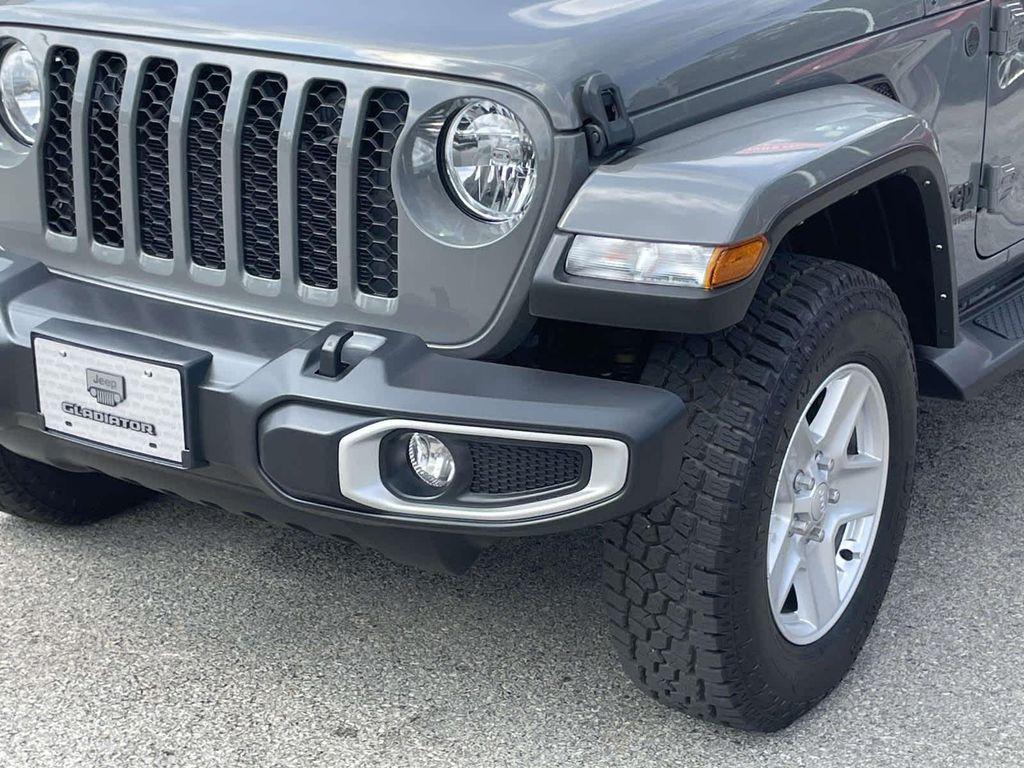 used 2022 Jeep Gladiator car, priced at $30,700