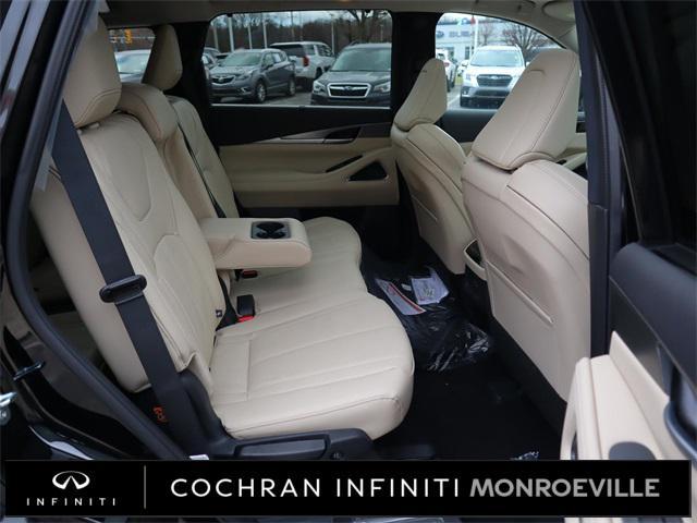 new 2025 INFINITI QX60 car, priced at $58,172