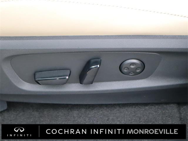 new 2025 INFINITI QX60 car, priced at $58,172
