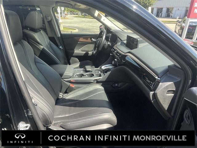used 2022 Acura MDX car, priced at $31,300