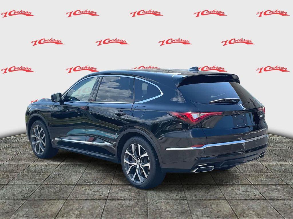 used 2022 Acura MDX car, priced at $28,998