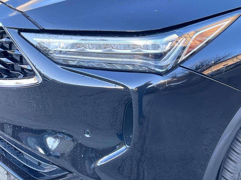 used 2022 Acura MDX car, priced at $27,998